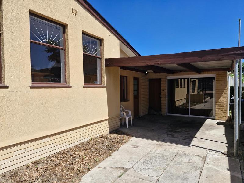 5 Bedroom Property for Sale in Parow North Western Cape